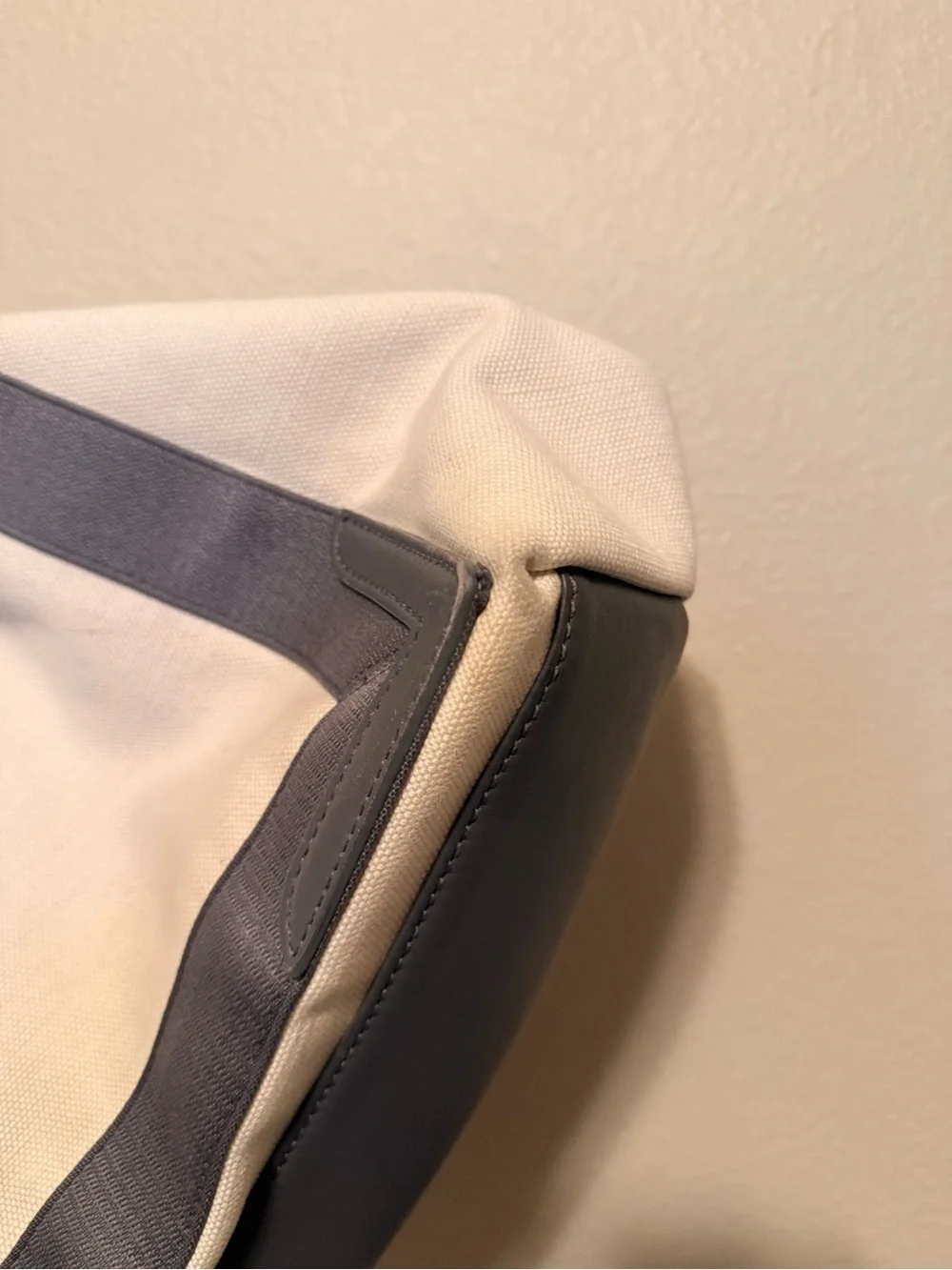 Balenciaga Gray Cabas S Canvas Leather Tote with Removable Pouch - Cream & Gray